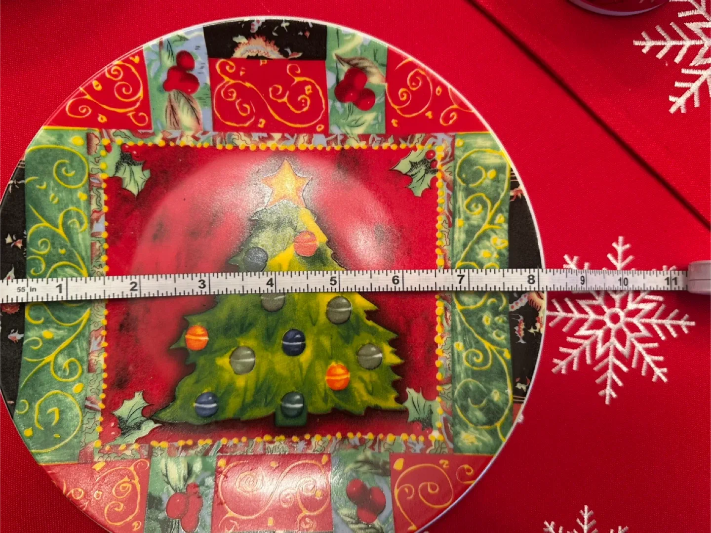 Set of 14 Festive Christmas Dessert Plates image indicator(7)