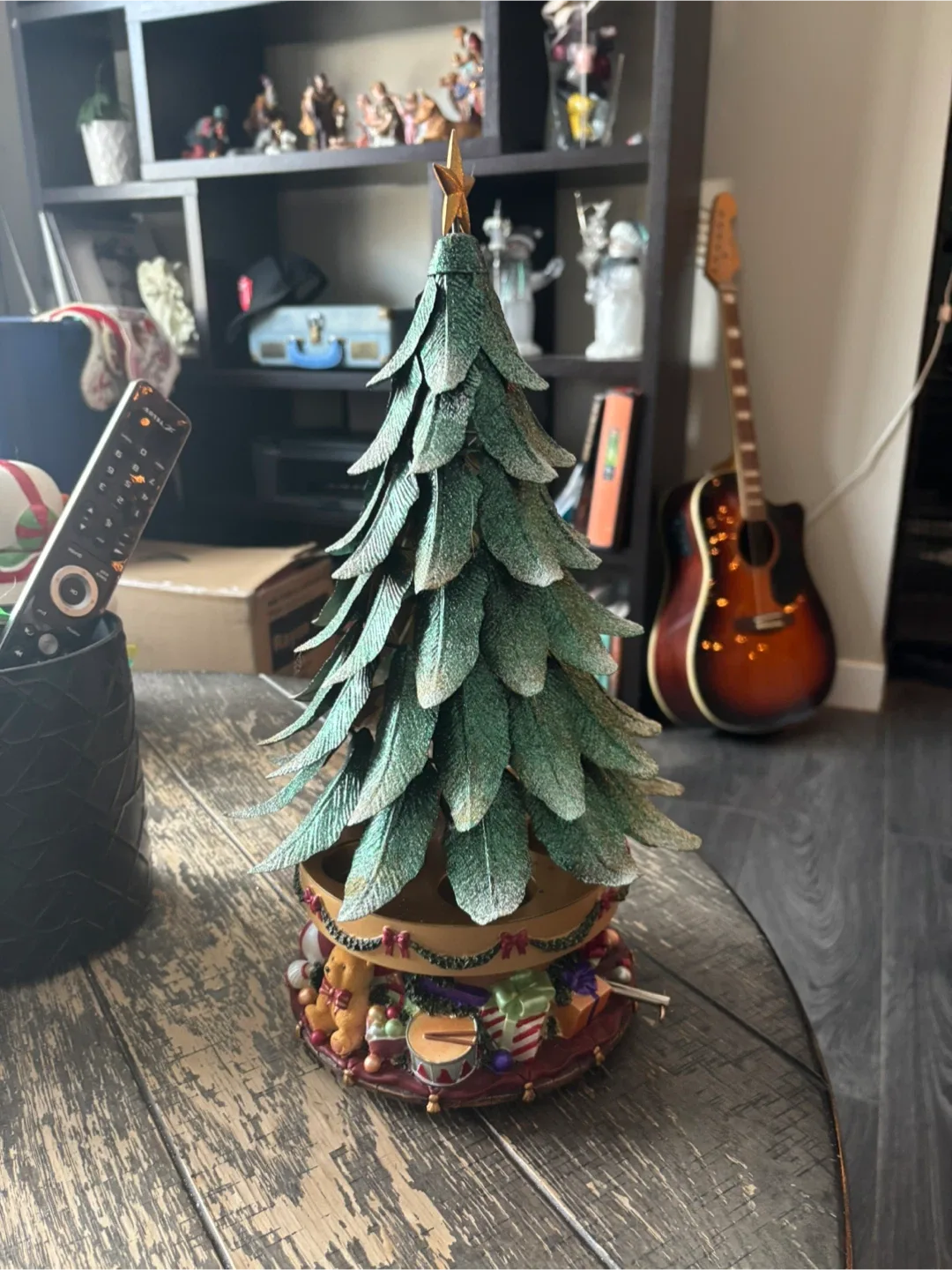 Animated Musical Christmas Tree