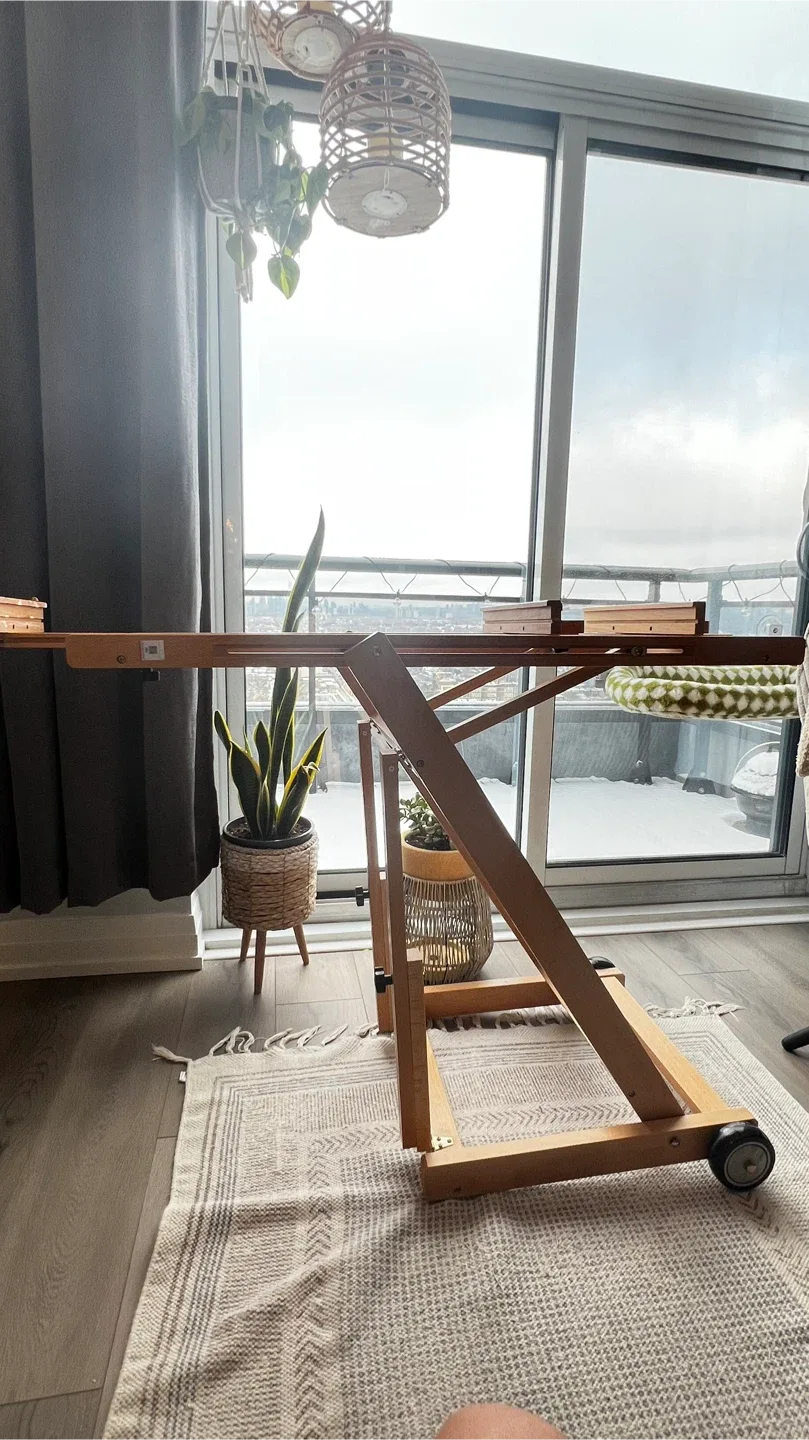 Wooden easel with wheels - Adjustable & Sturdy image indicator(5)