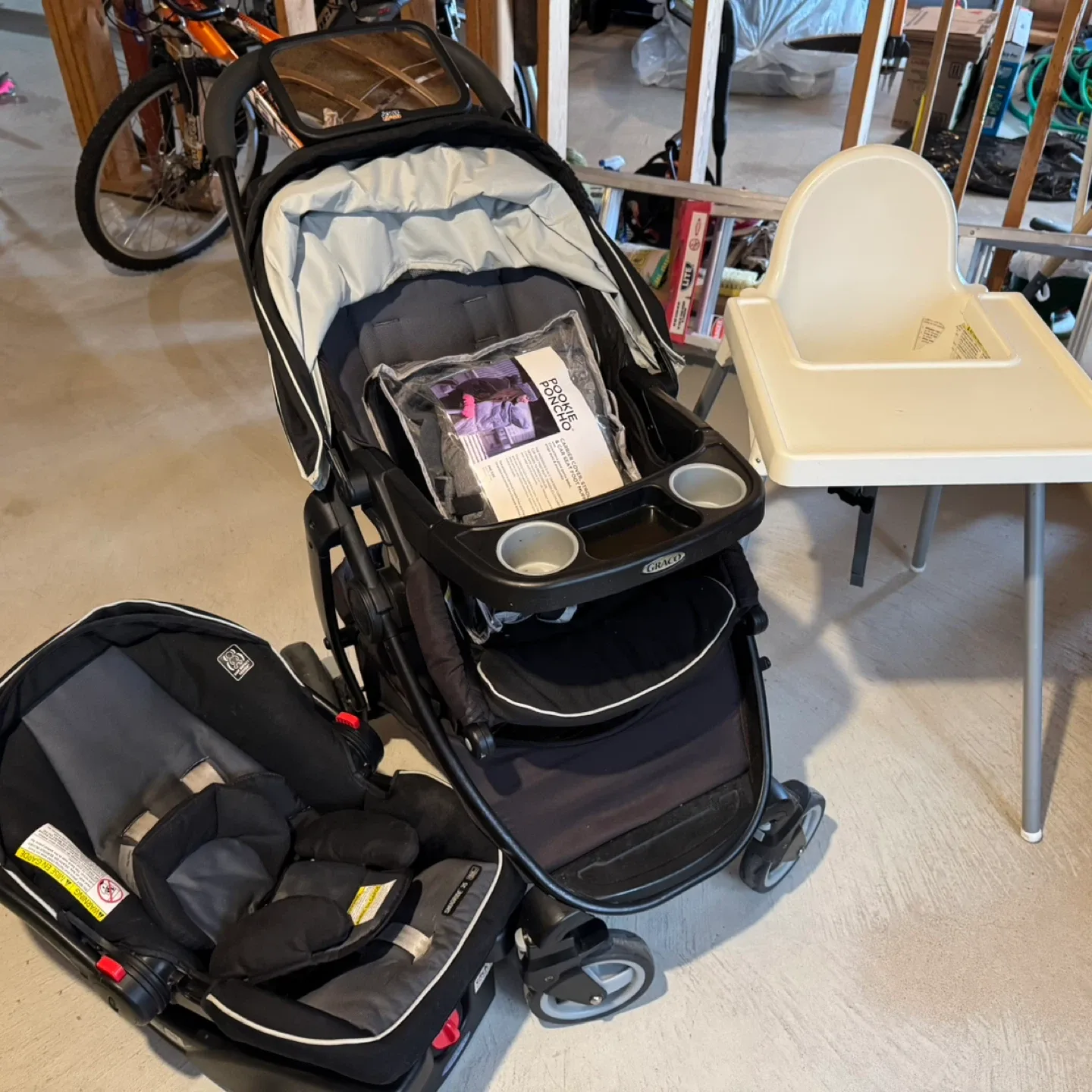 Graco Snug Car Seat & Stroller, baby chair, and stroller cover