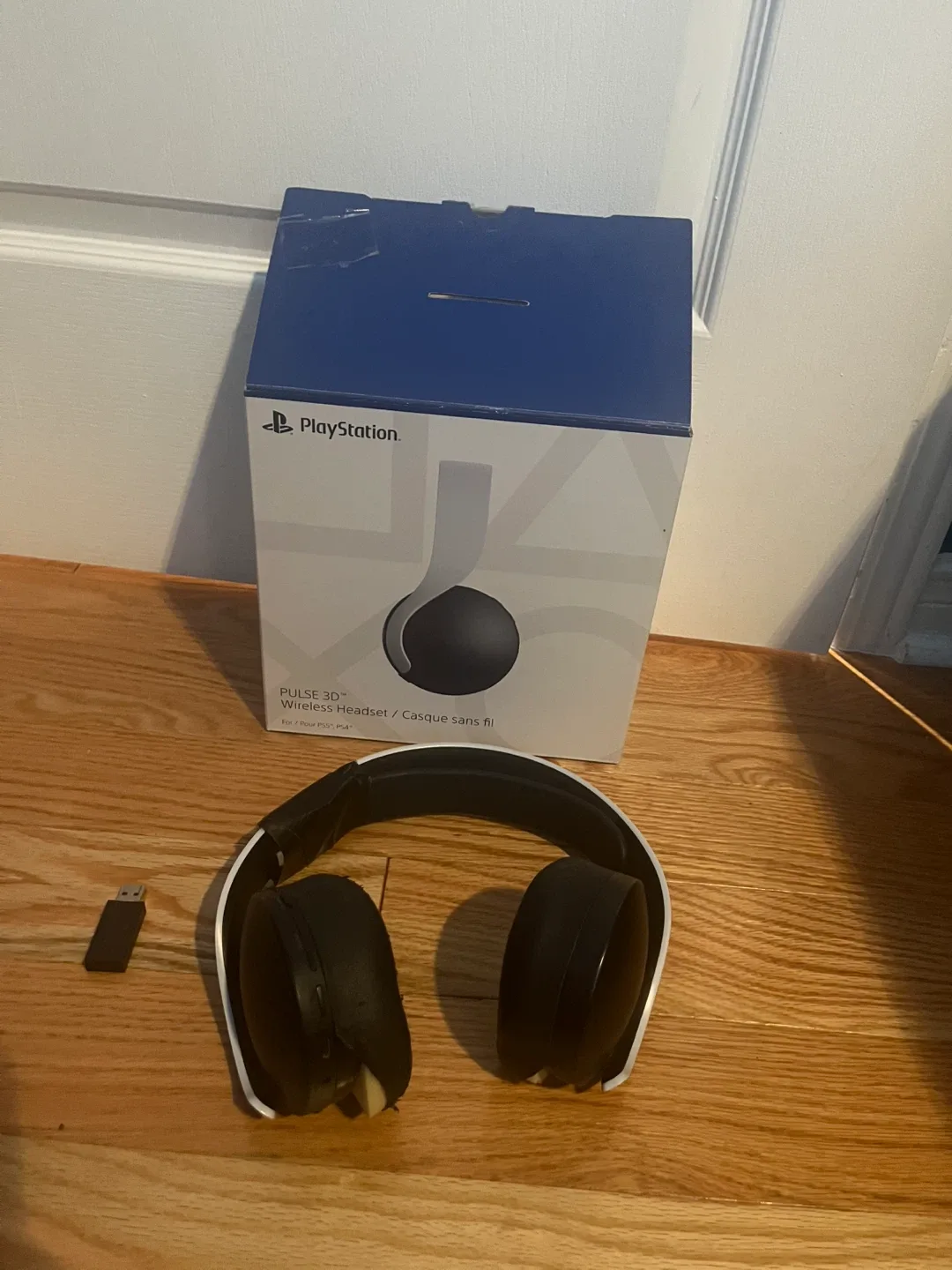 PlayStation Pulse 3D Wireless Headset image indicator(3)