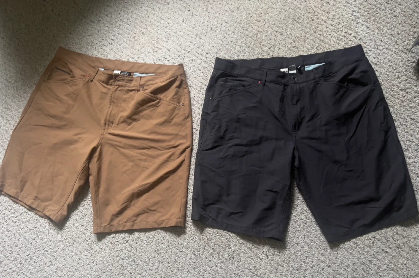 MEC Shorts Size 40 - Brown & Black