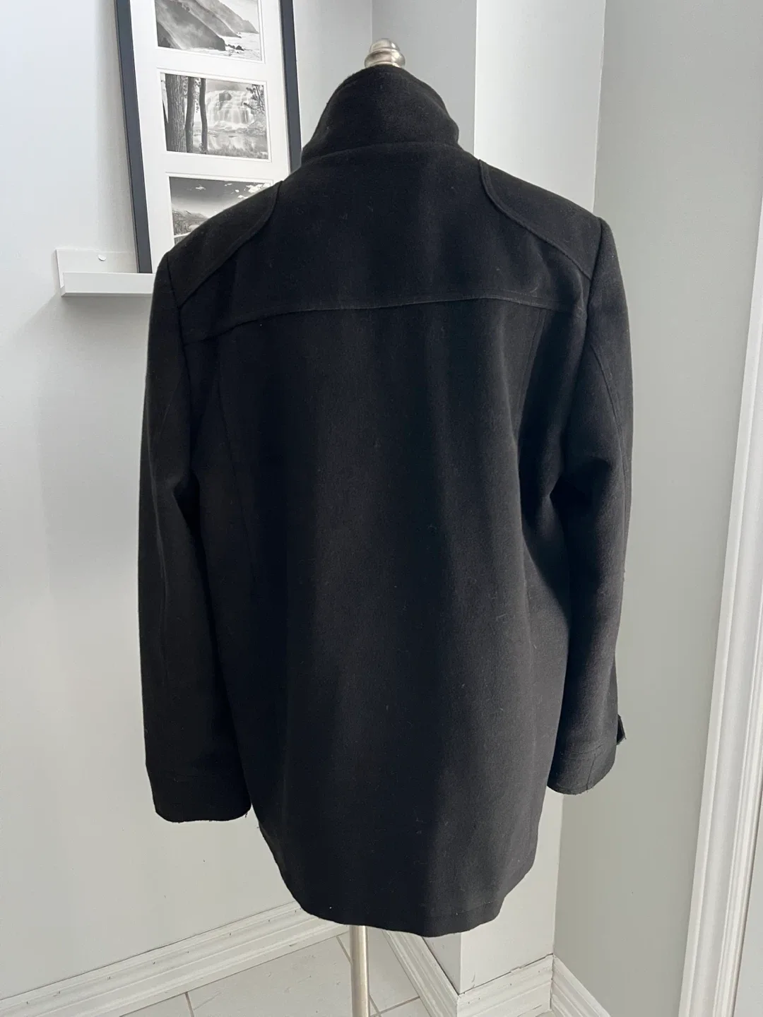 Men's Black Coat image indicator(4)