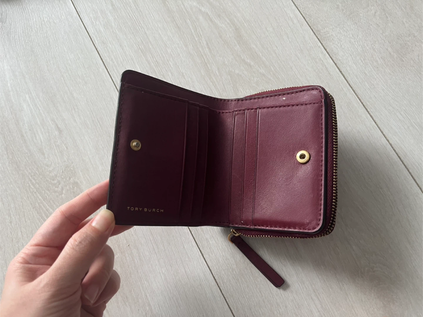 Tory Burch Burgundy Charlie Leather Wallet - photo 3
