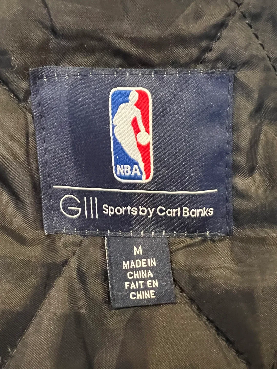 Toronto RAPTORS Camo Puffer Jacket (Men’s medium) ) image indicator(6)