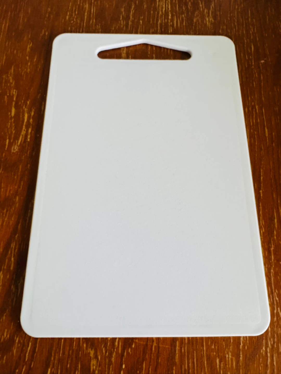 White Plastic Cutting Board - photo 2