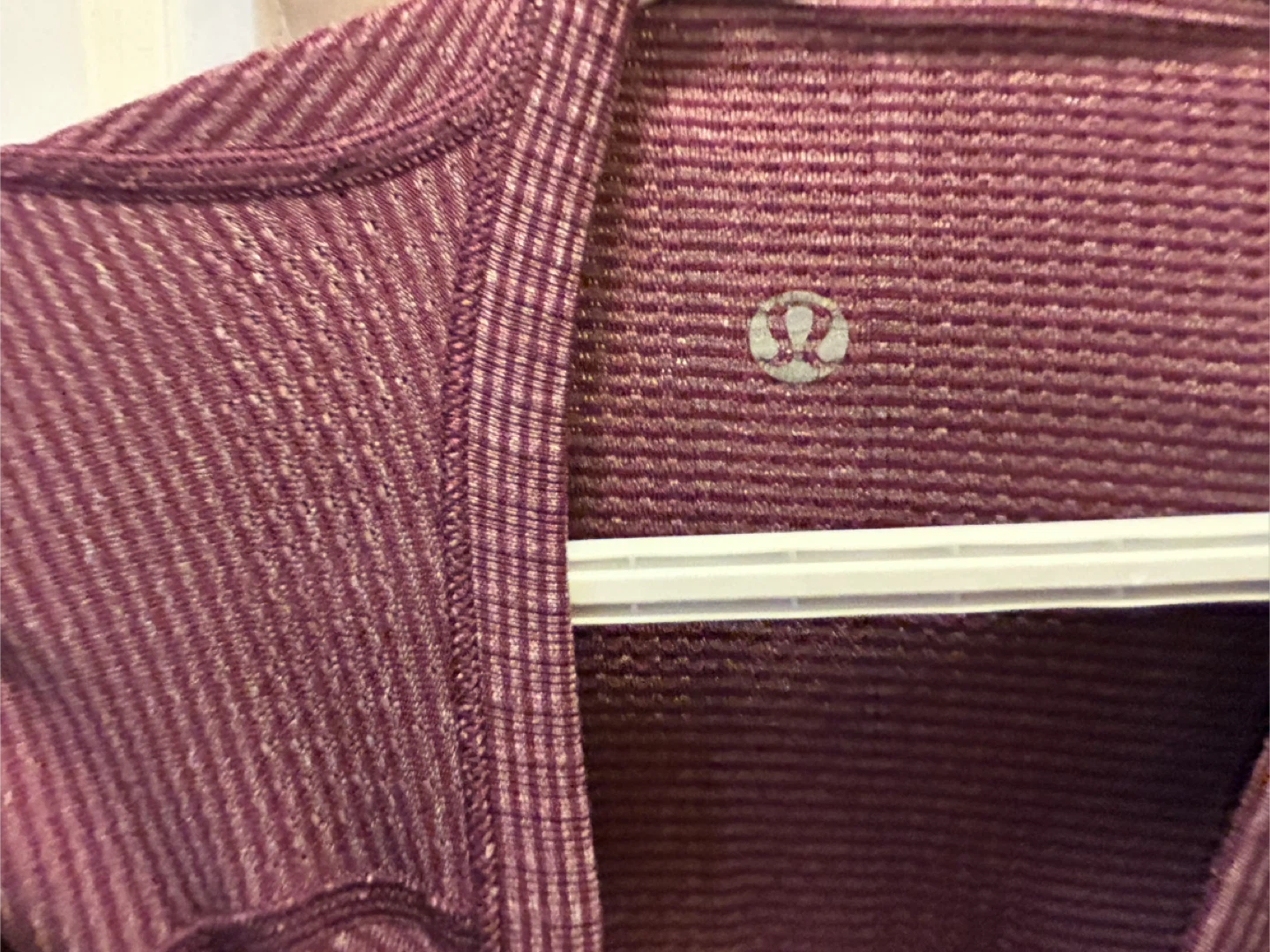 Lululemon Long Sleeve Shirt size 8 burgundy colour - photo 2