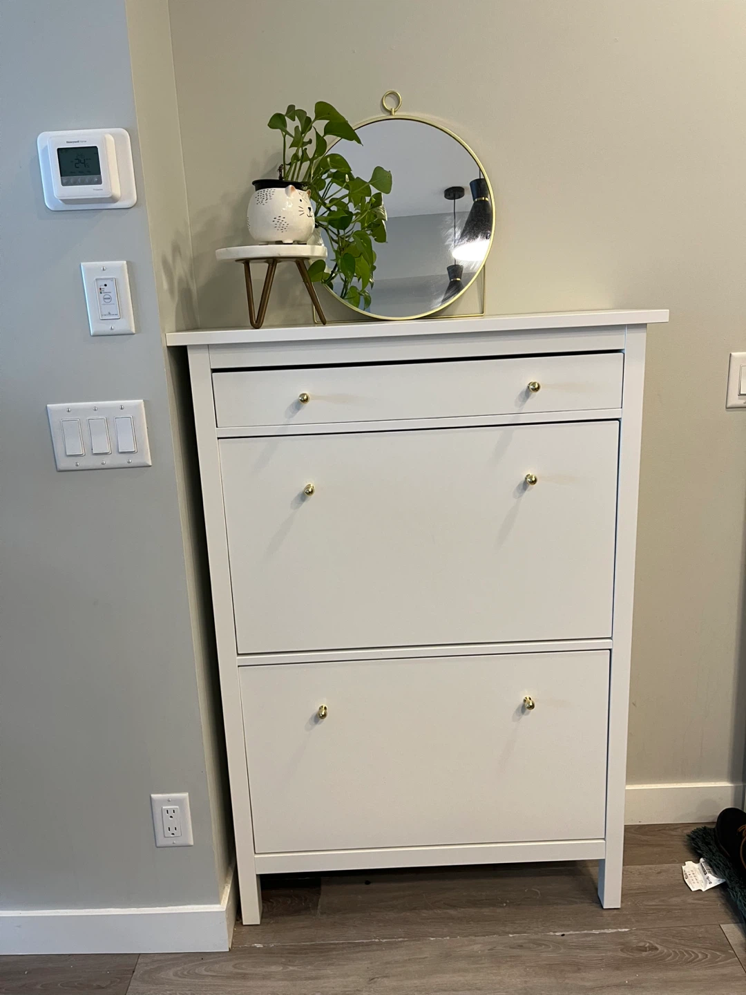 Ikea Hemnes Shoe Cabinet  with mirror ! - photo 3