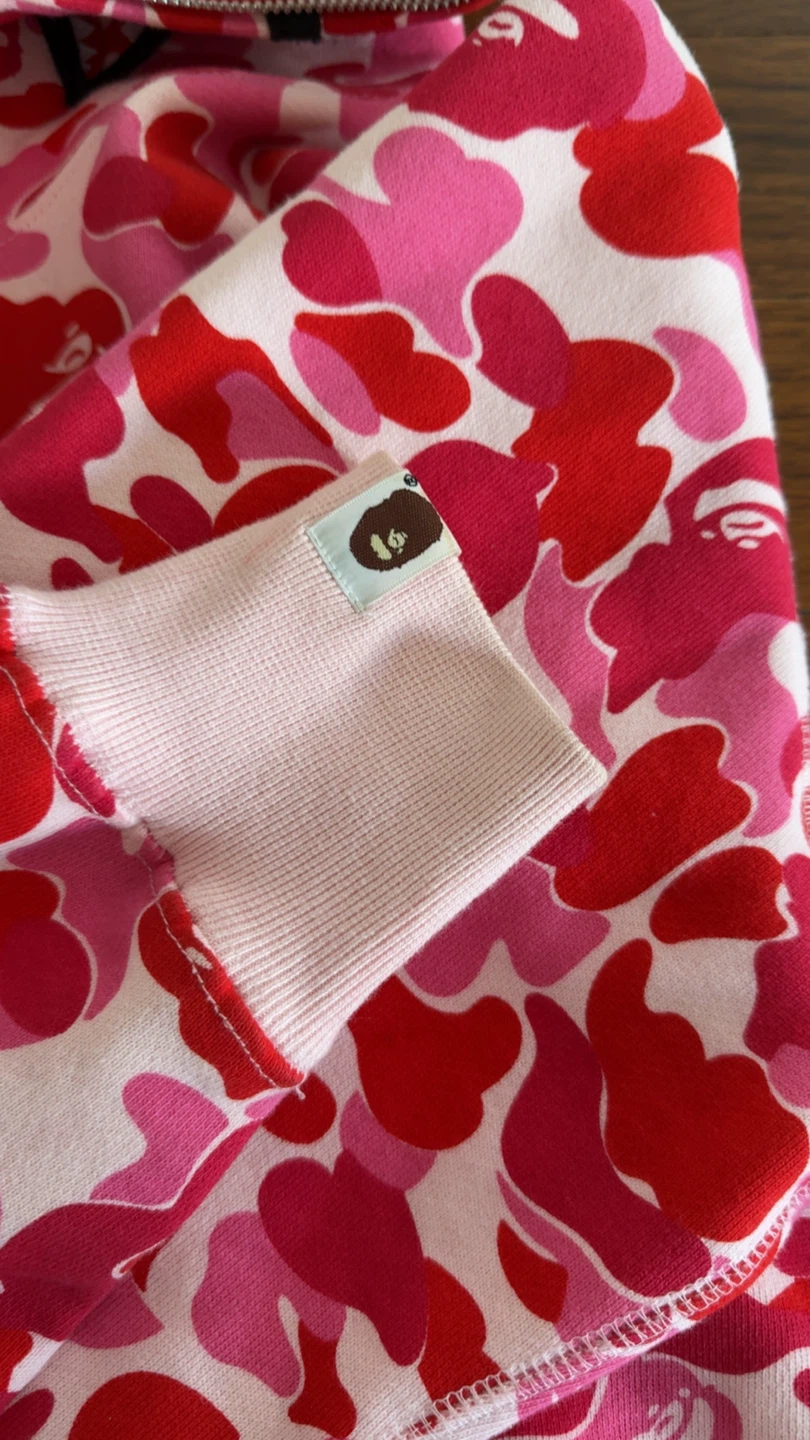 pink bape hoodie M - photo 3