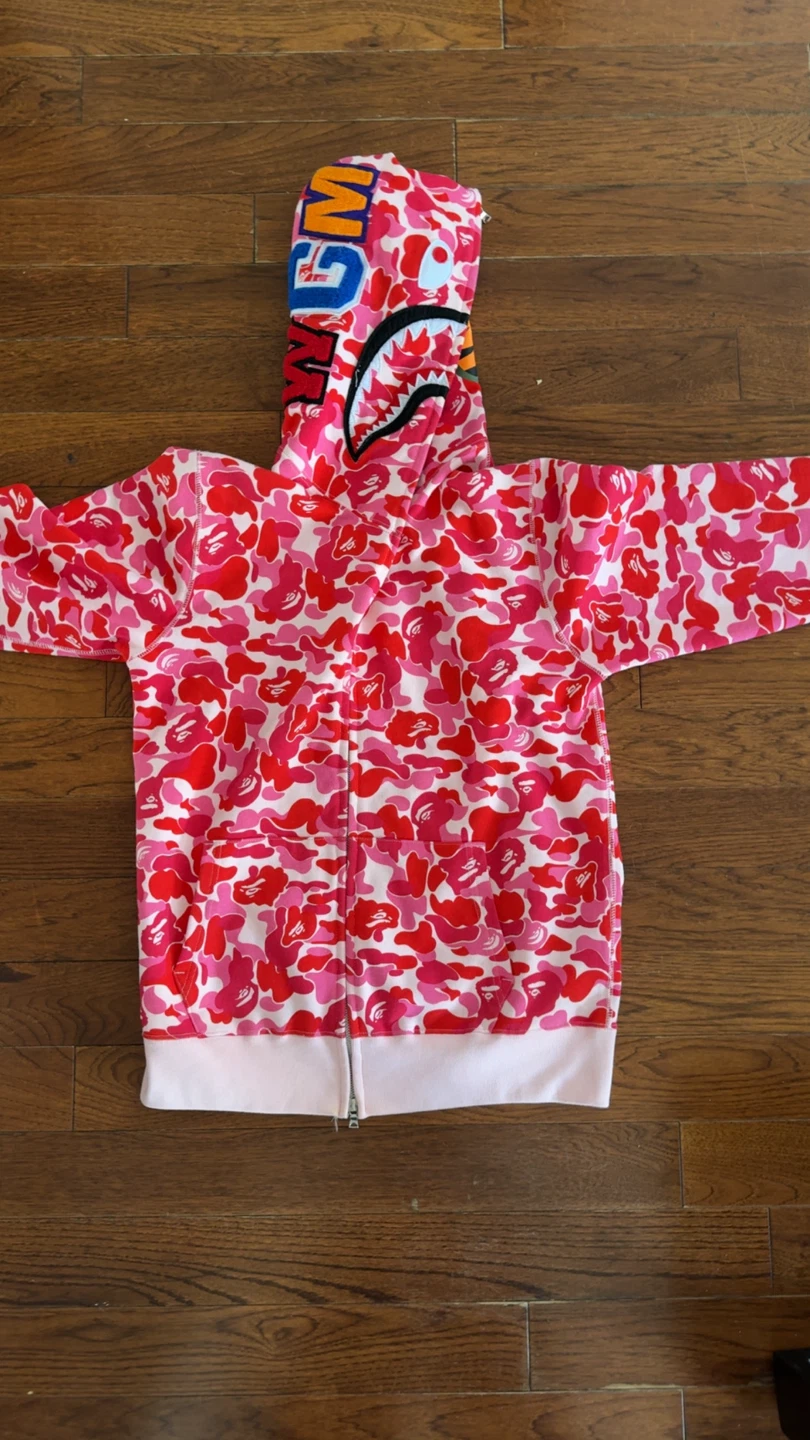 pink bape hoodie M