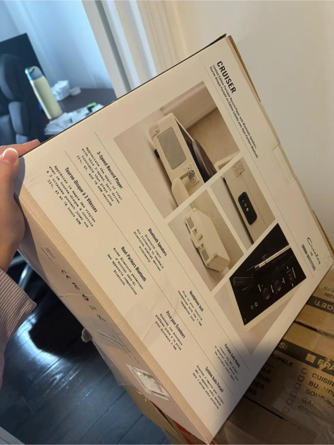 Crosley Record Player (Portable) & 1 Vinyl Record image indicator(7)