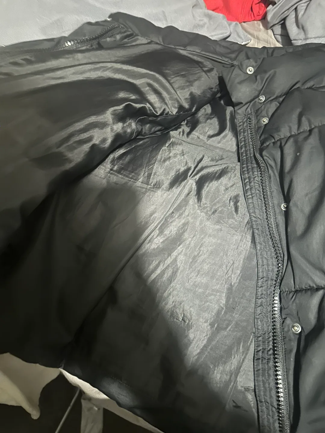 Black Puffer Vest image indicator(2)