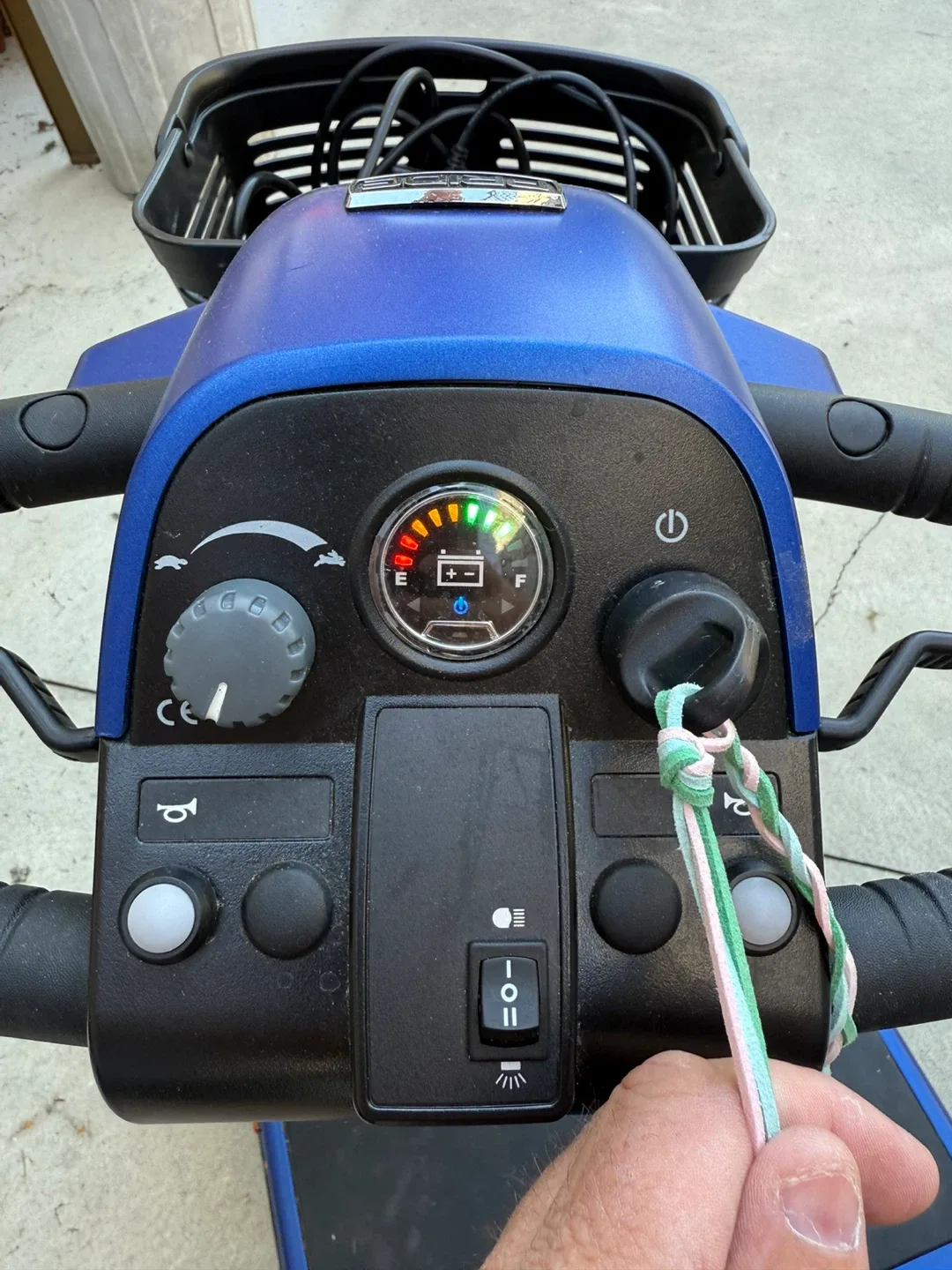 Pride Victory 10.2 Mobility Scooter image indicator(3)