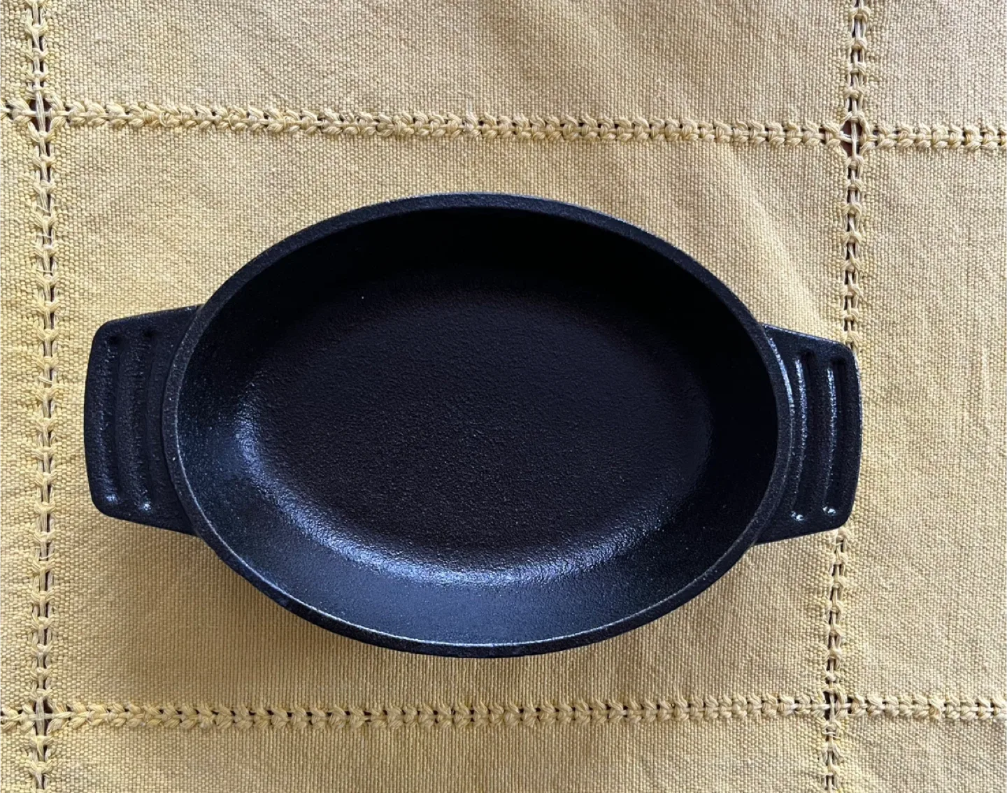 Cast Iron Oval Baking Dish
