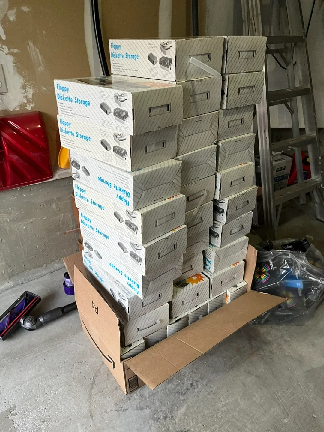 Floppy Diskettes Cases, Brand New, Sealed image indicator(7)