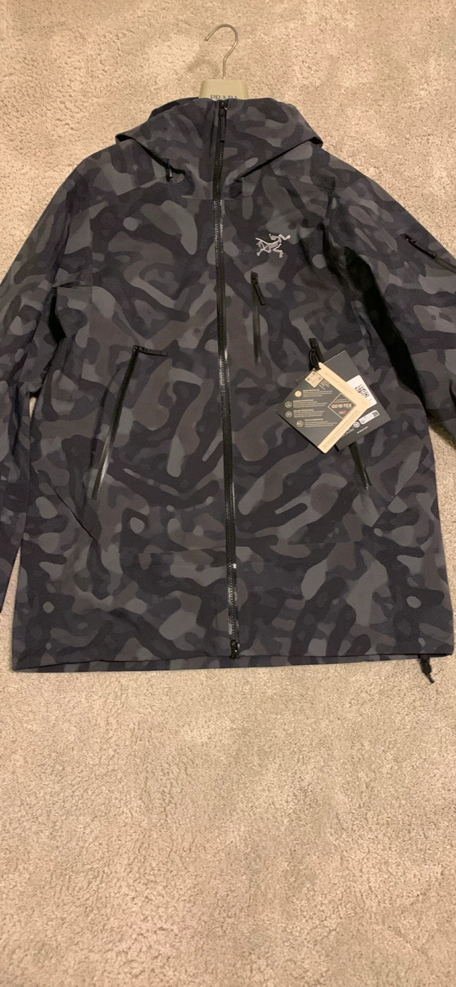 Women Arc'teryx ski jacket with gore-tex  - Size M