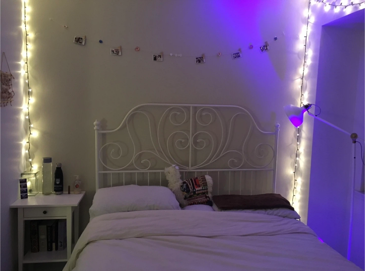 IKEA LEIRVIK white metal bed frame + mattress (Queen size) - photo 2