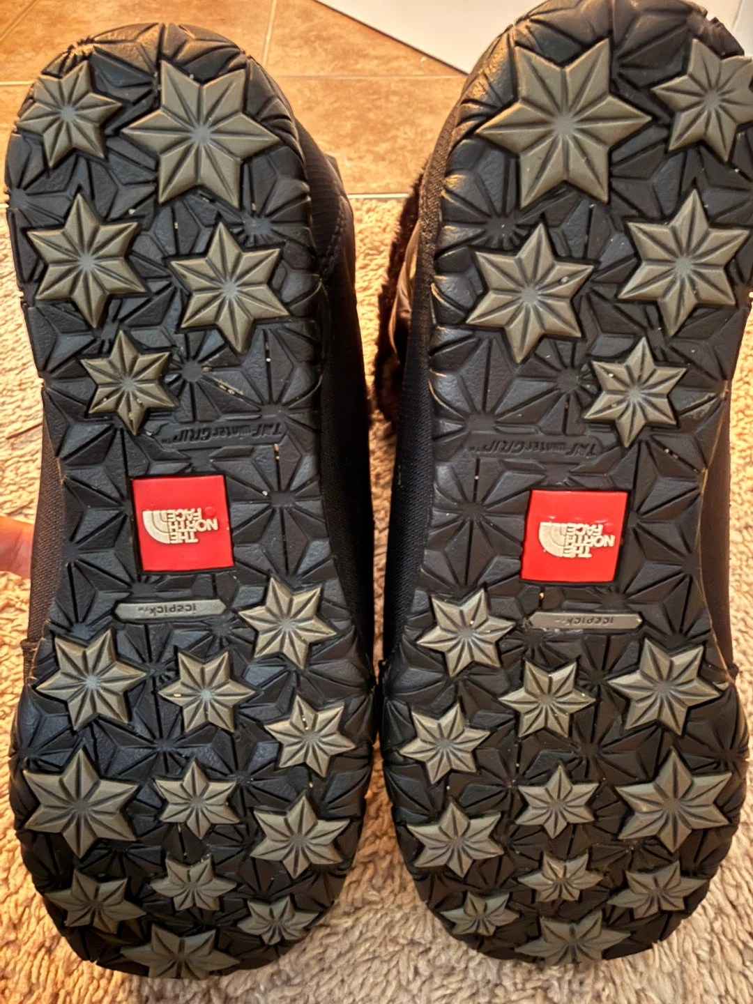 The North Face Women's Boots US 8.5 - photo 2