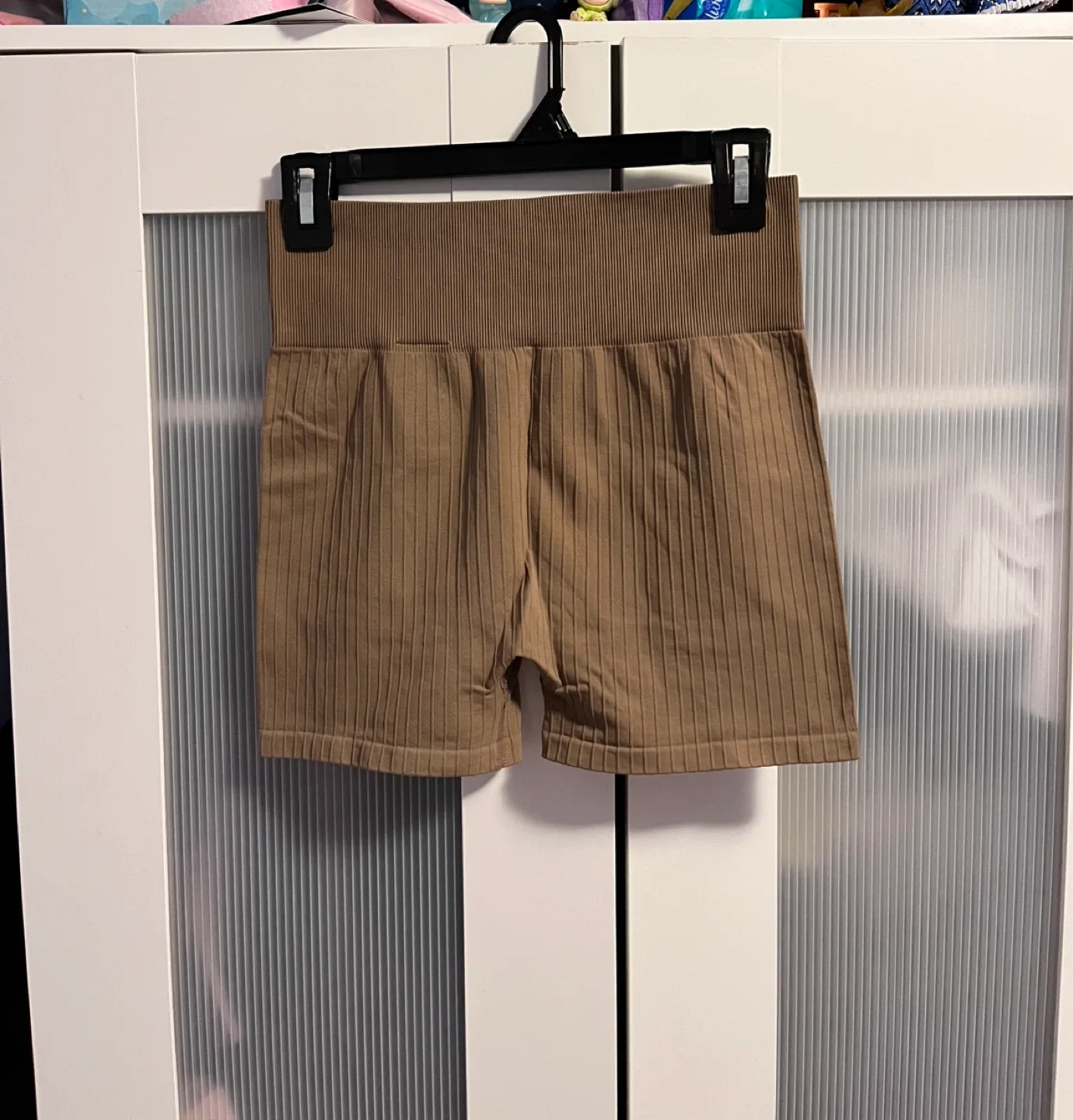 H&M Move Ribbed Shorts - Size M