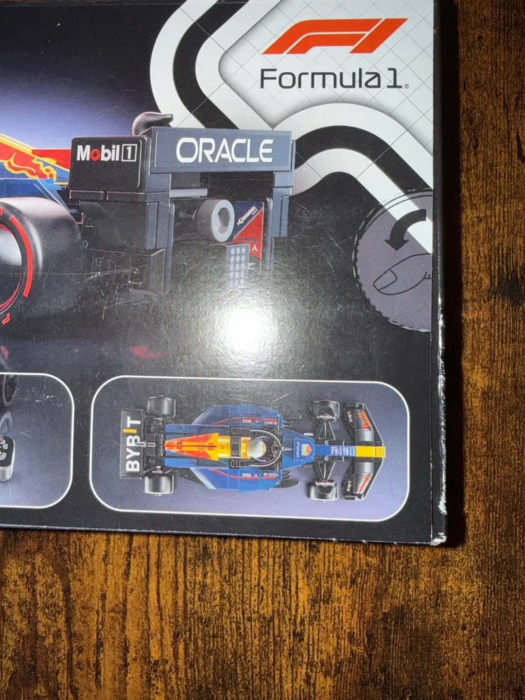 Lego Speed Champions Oracle Red Bull Racing RB20 F1® 77243 image indicator(6)