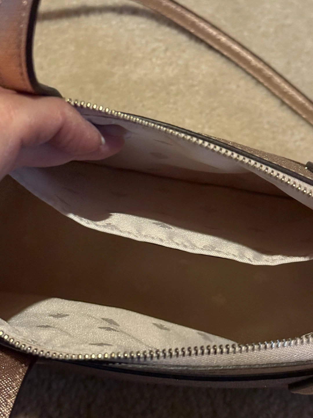 Kate Spade Glitter Purse - photo 5