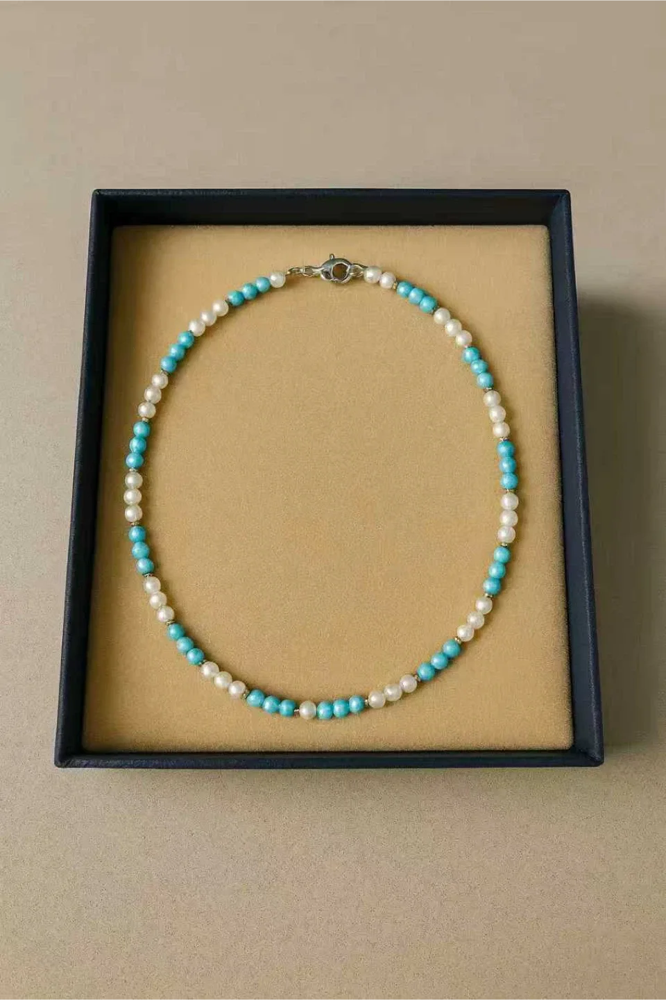 Beaded Necklace - Turquoise and Pearl