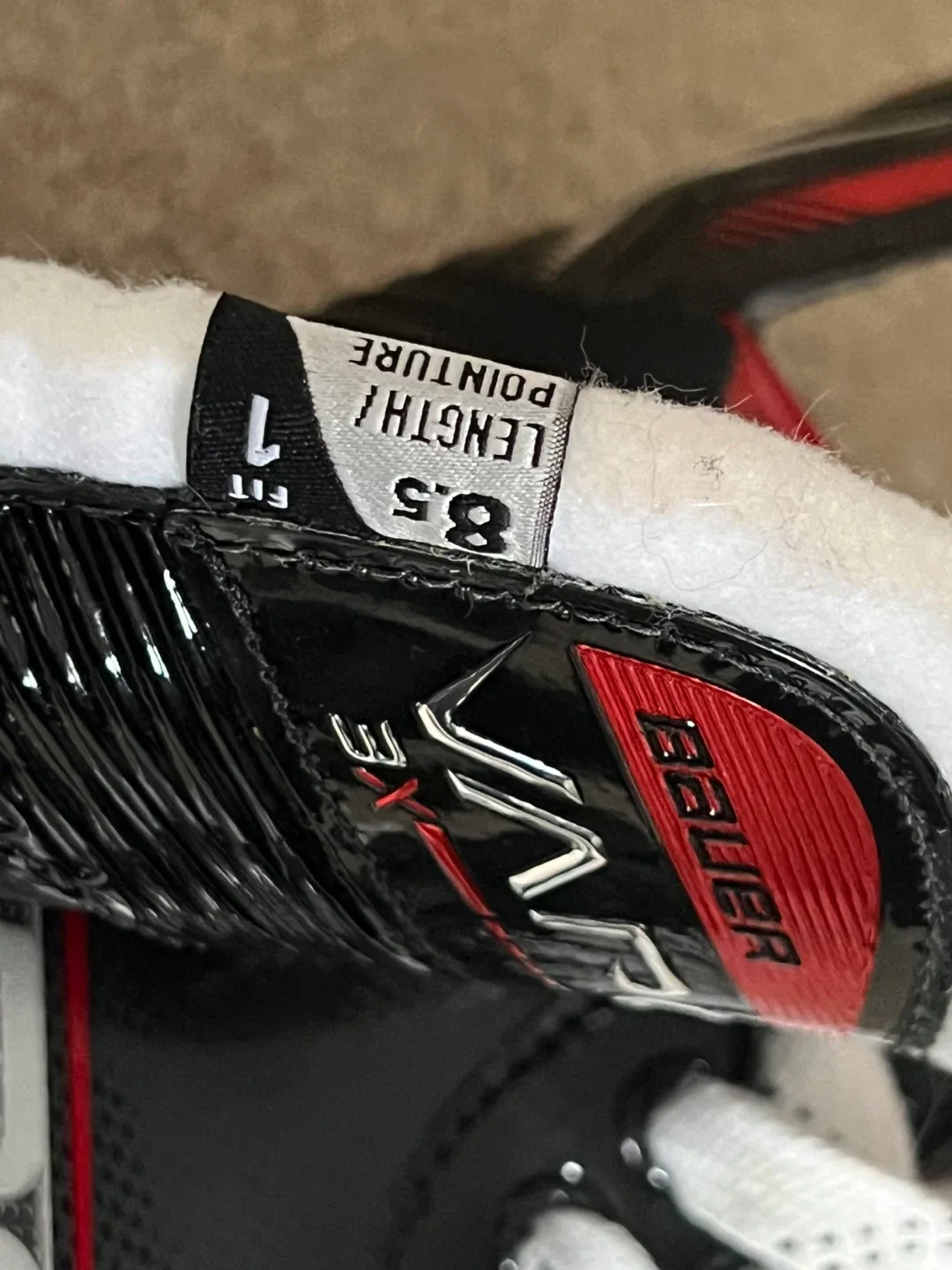 Bauer hockey skates, pants and gloves image indicator(2)