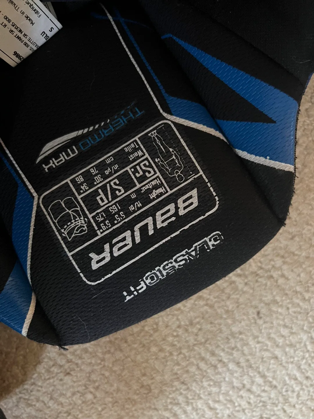 Bauer hockey skates, pants and gloves image indicator(5)