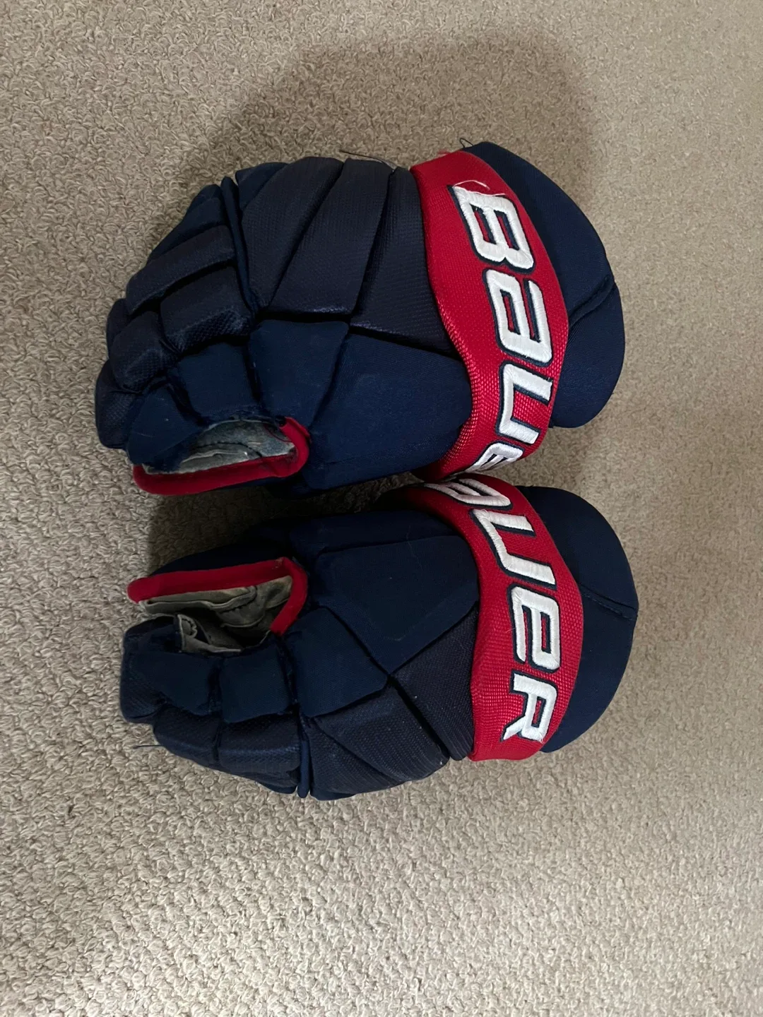 Bauer hockey skates, pants and gloves image indicator(6)