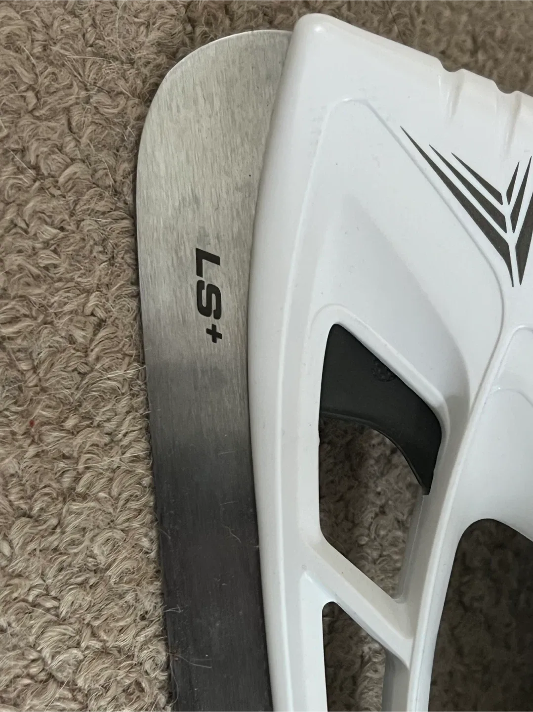 Bauer hockey skates, pants and gloves image indicator(3)