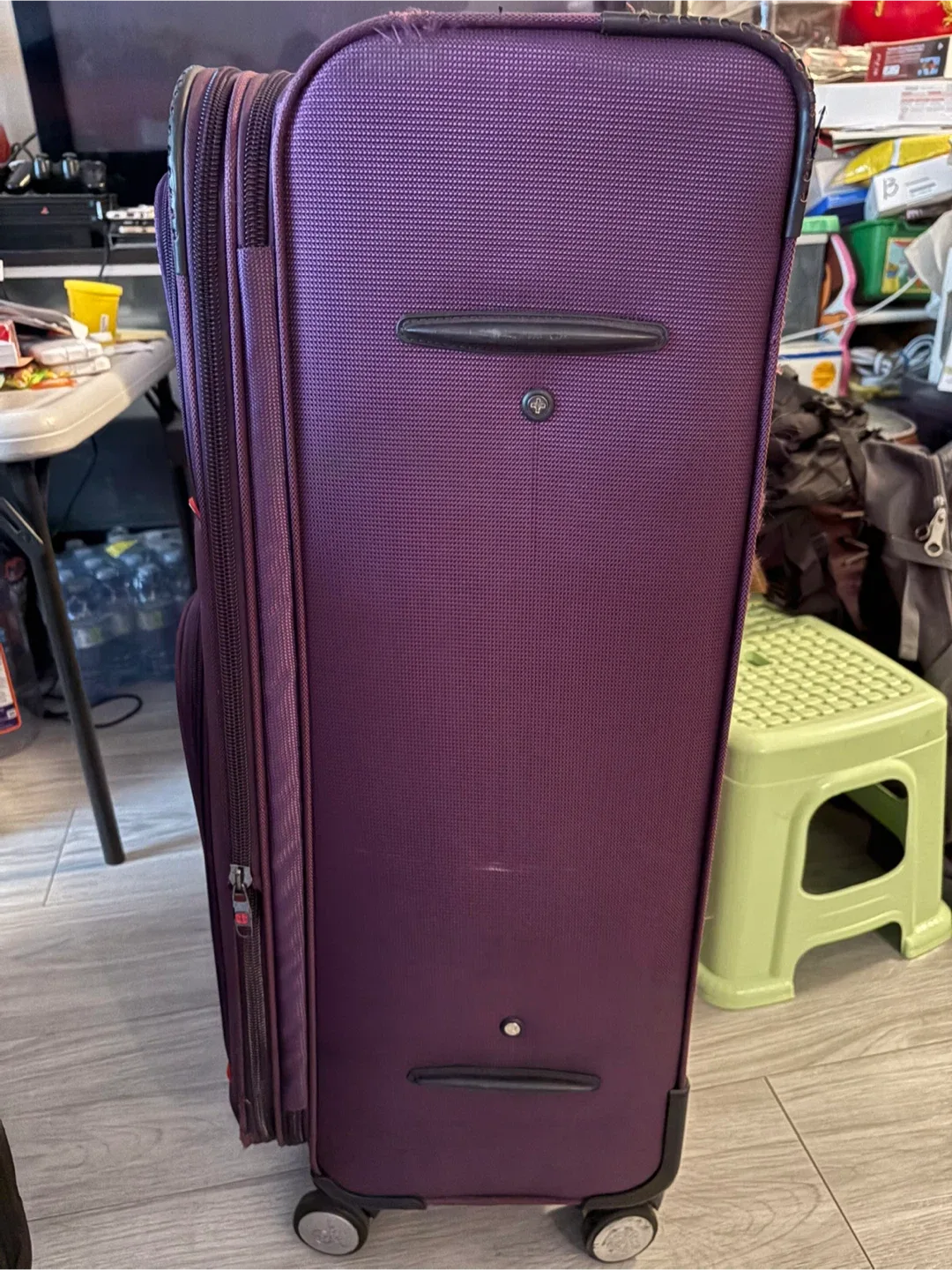 Purple Luggage image indicator(2)