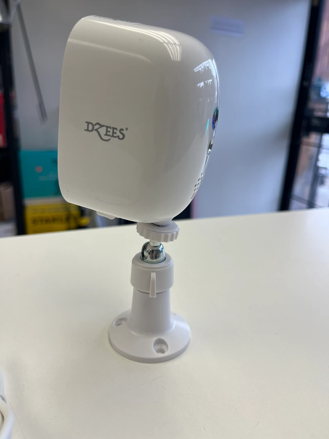 2K WiFi Battery Powered Surveillance Camera for Home Security - photo 3