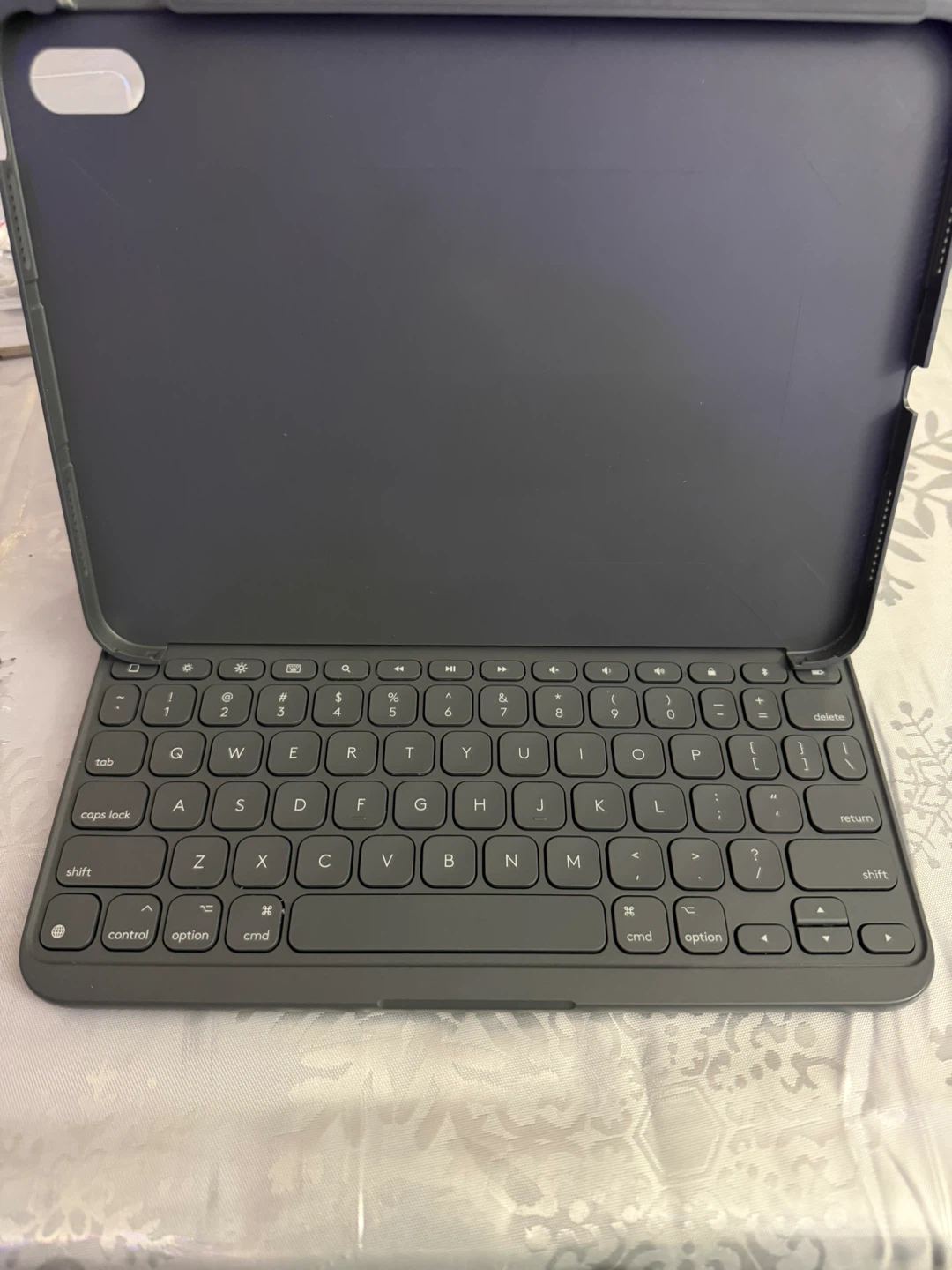 Logitech Slim Folio Keyboard Case for iPad ( 10th gen) - Grey - photo 2