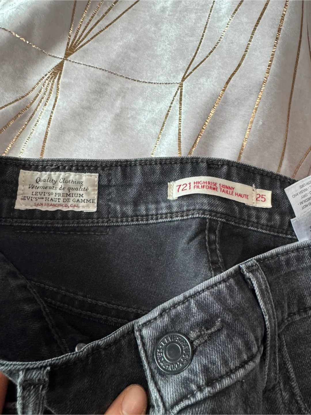Levi’s skinny jeans size 25 image indicator(3)