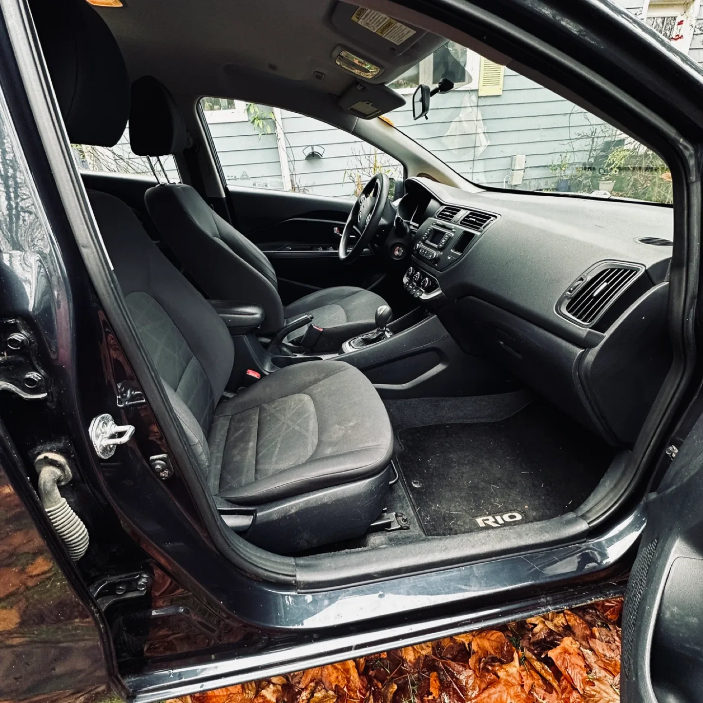 Dark Blue 2013 Kia Rio Hatchback… image indicator(5)