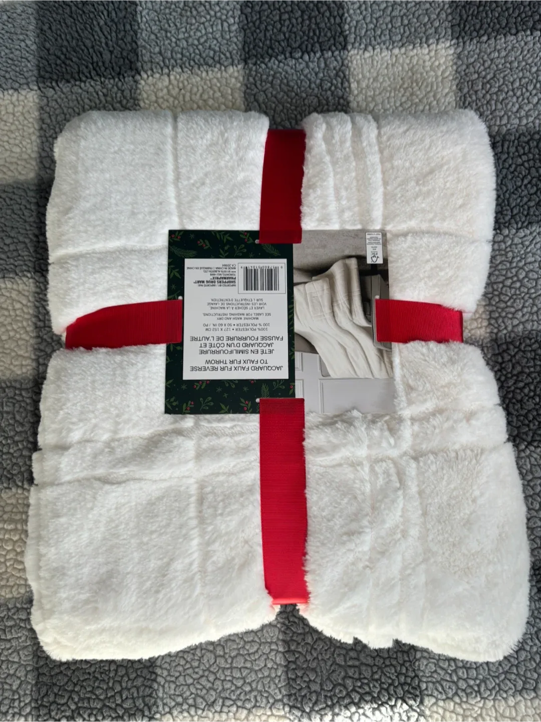 Faux Fur Throw Blanket - white image indicator(2)