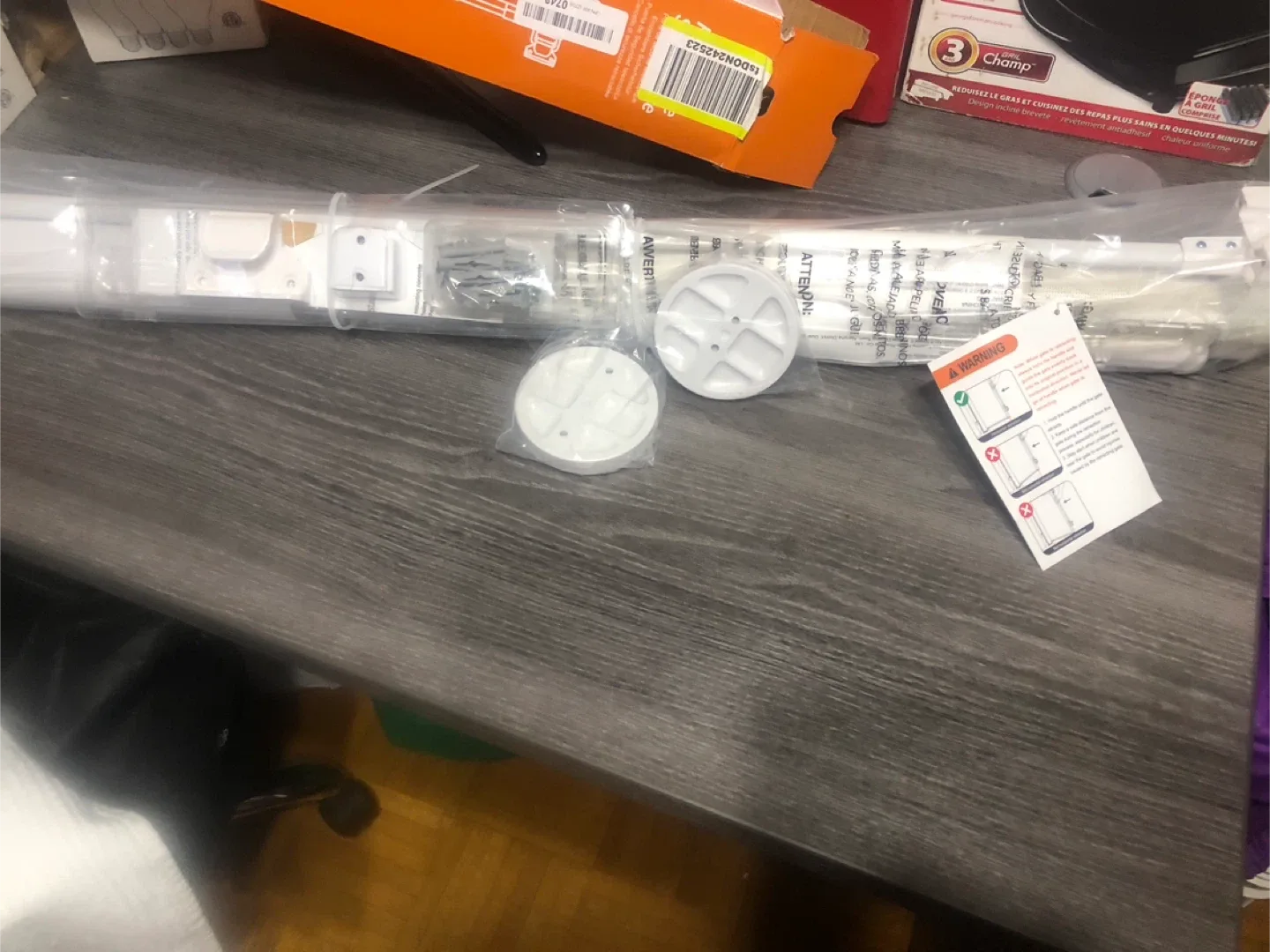 Retractable Safety Gate - White