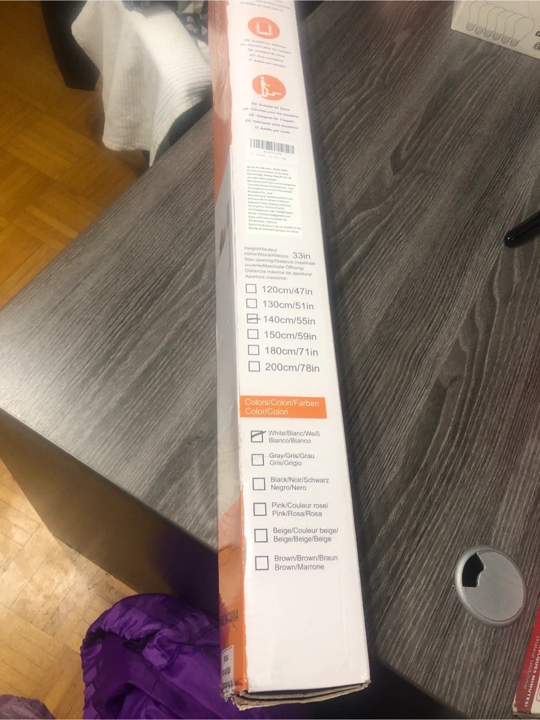 Retractable Safety Gate - White image indicator(3)