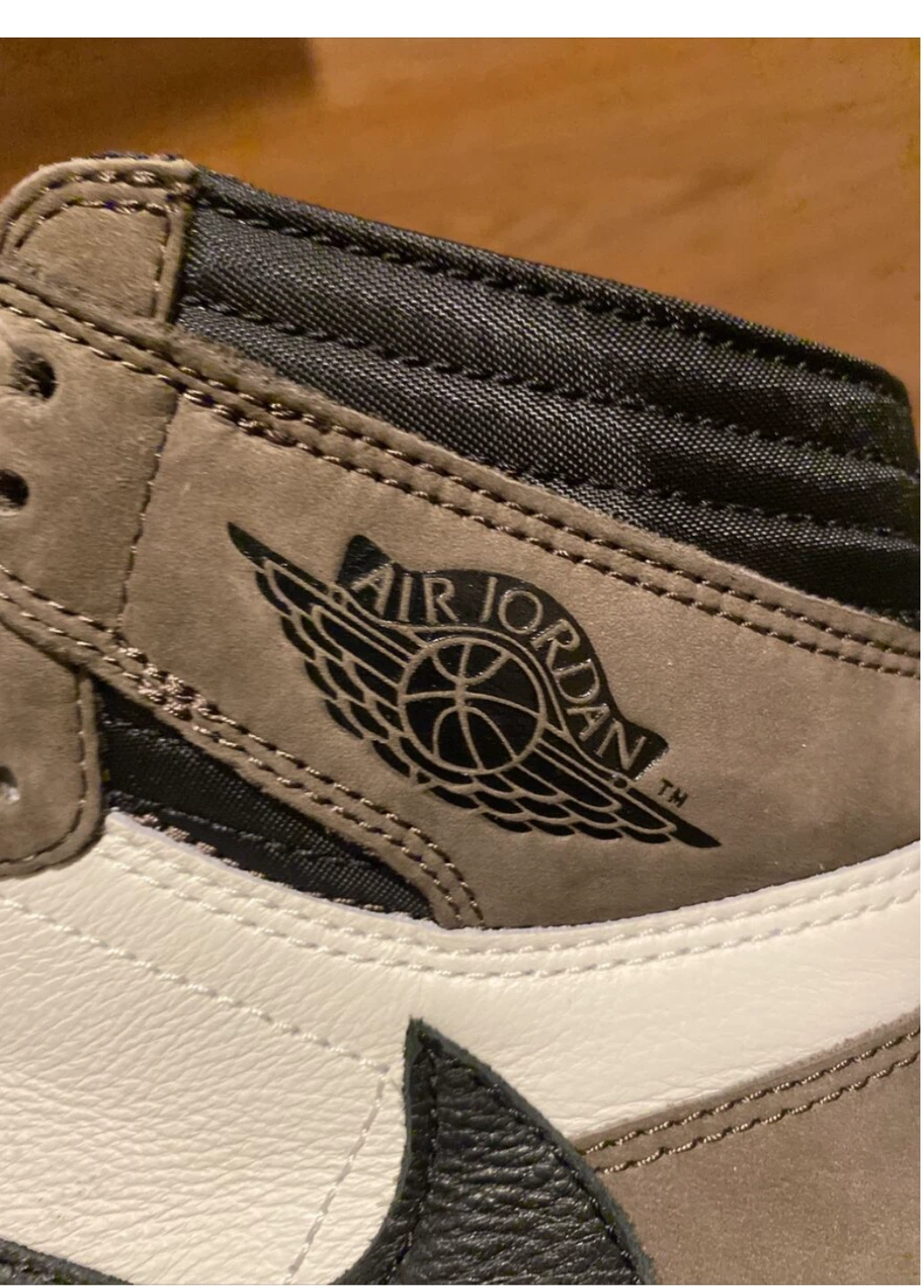 Nike Air Jordan 1 Travis Scott - photo 2