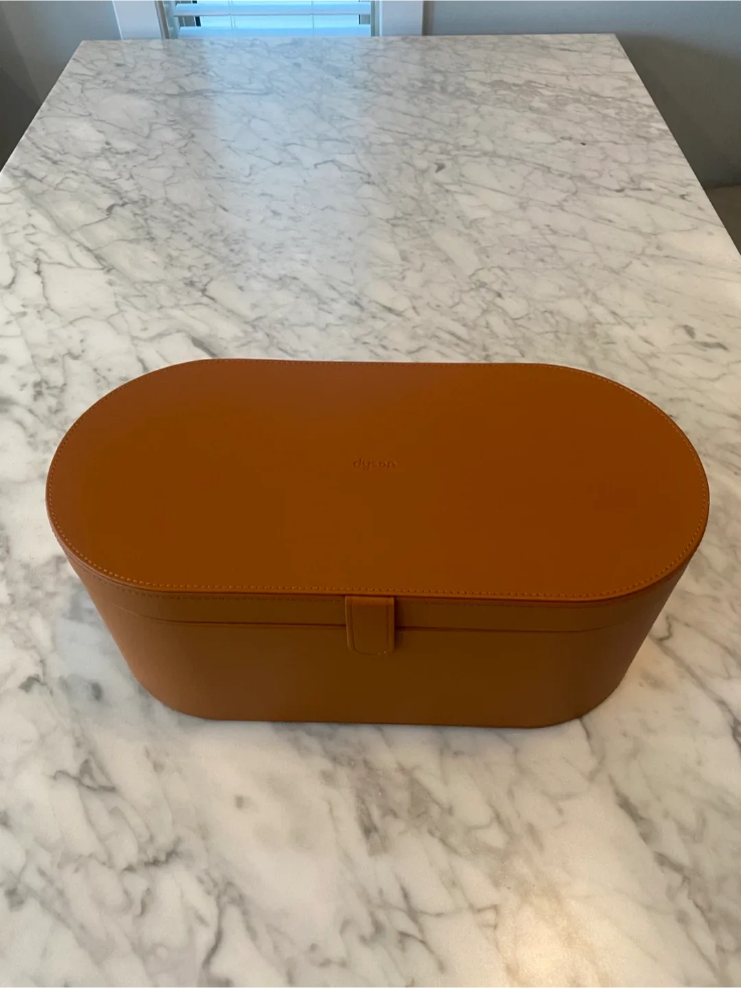 Dyson Airwrap Multi-Styler Complete with Case image indicator(3)