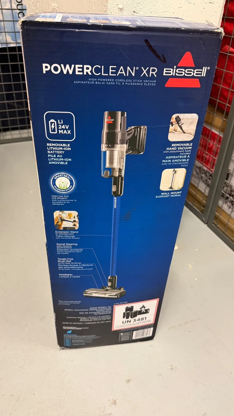 Bissell Vacuum Cleaner with box image indicator(7)