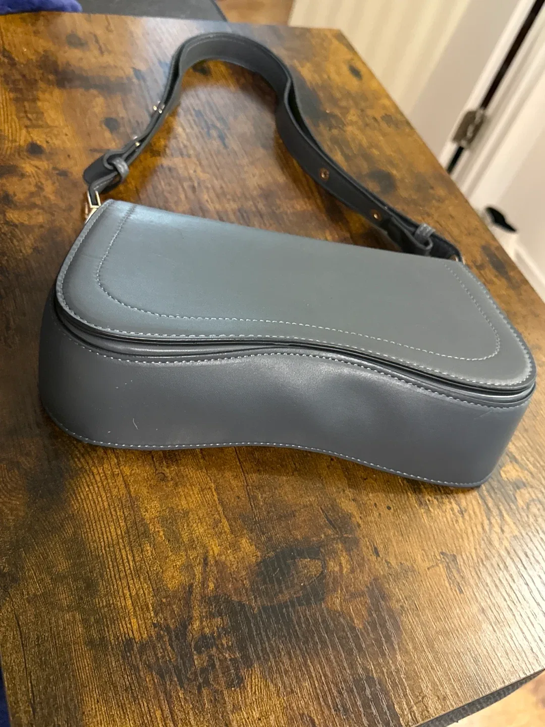 ONLY Grey Shoulder Bag image indicator(2)