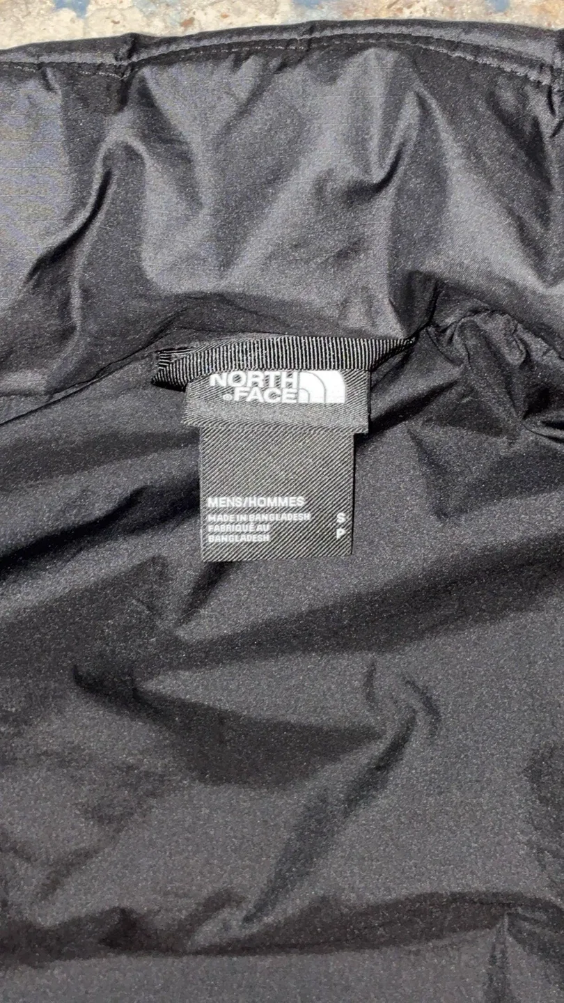 The North Face Black Puffer Jacket - Size S lowest price 60 image indicator(4)
