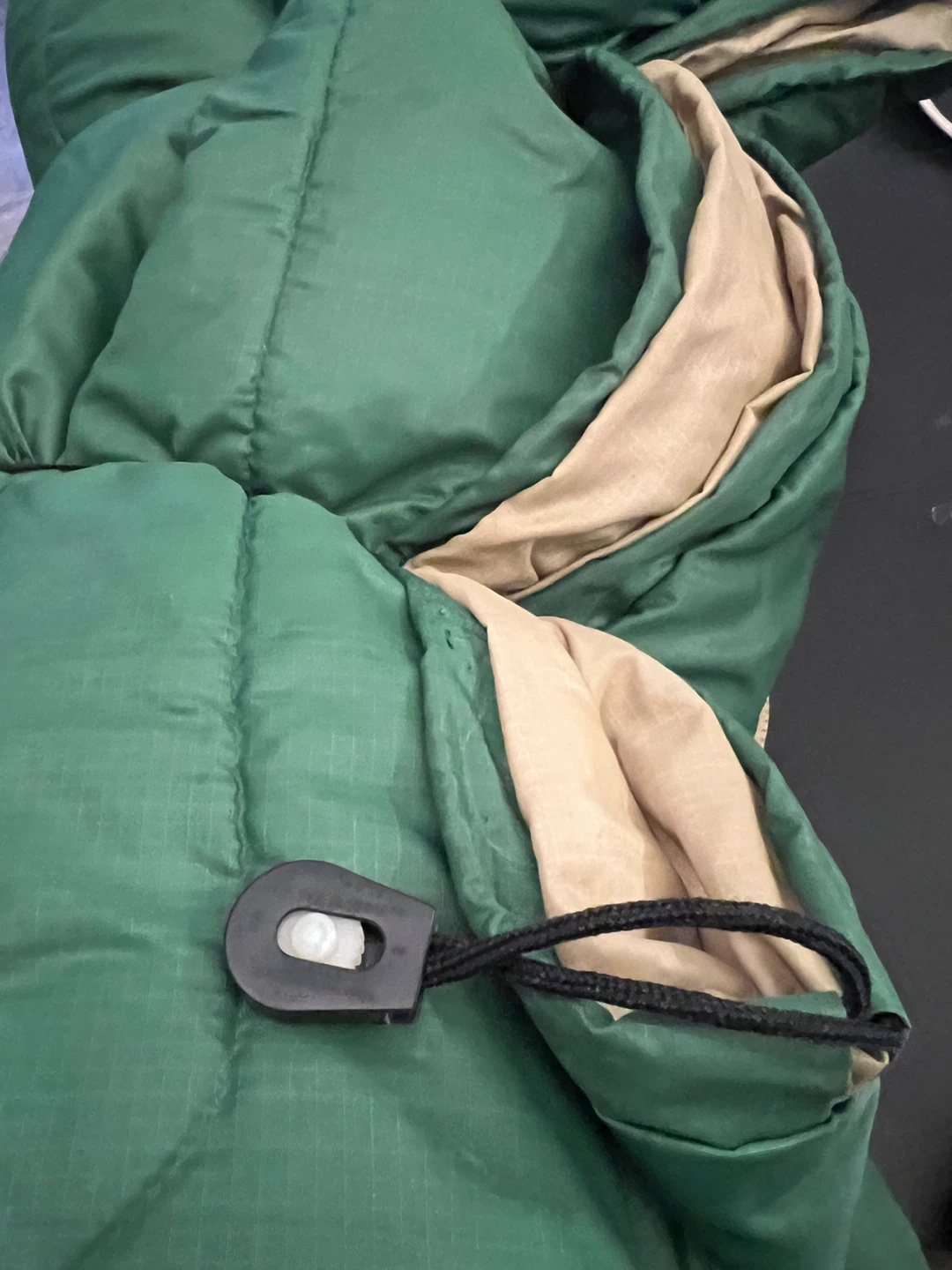 Trekk Green Sleeping Bag - Dog Bed - photo 5