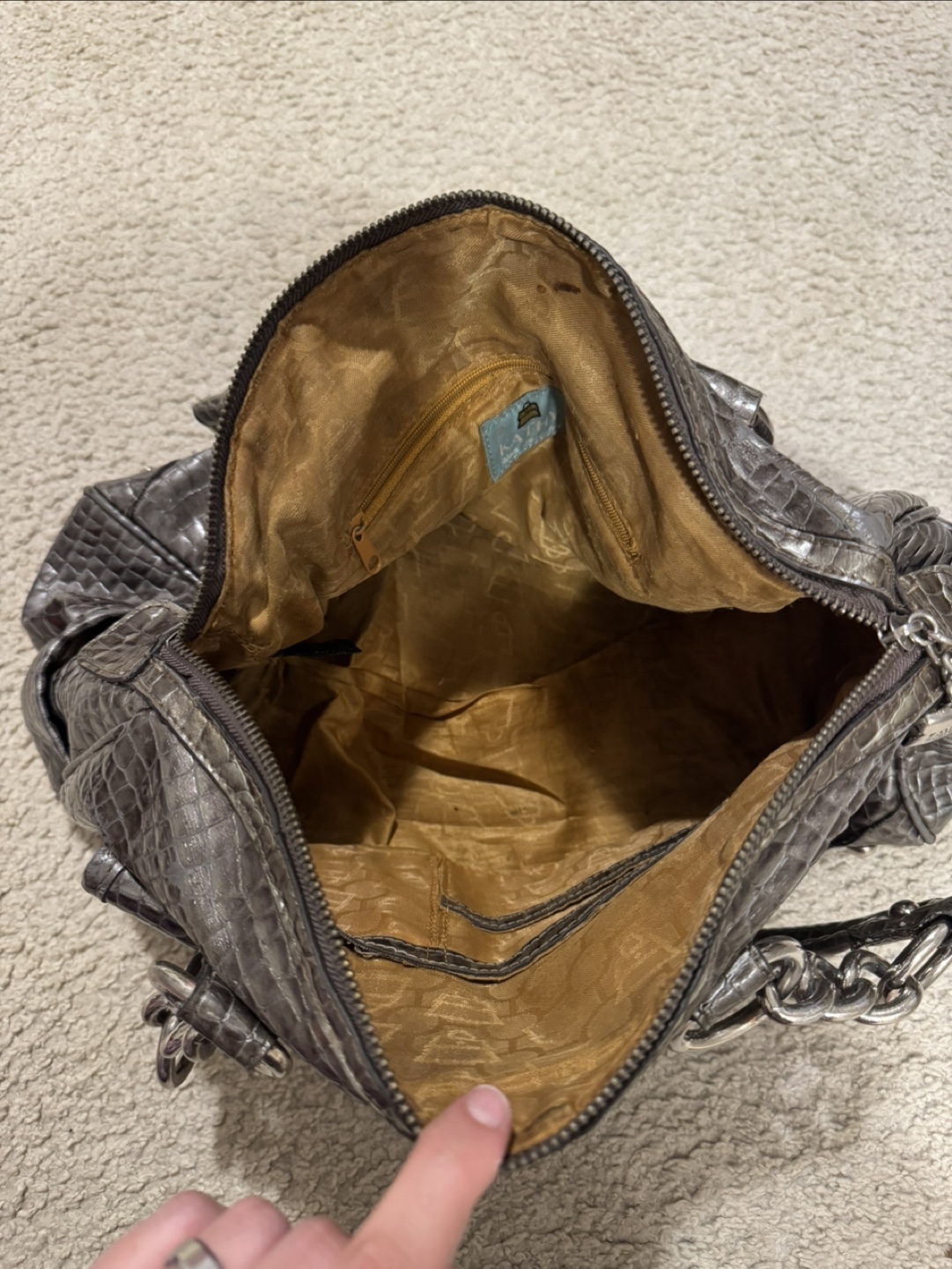 Kathy Van Zeeland Shoulder Bag - photo 2
