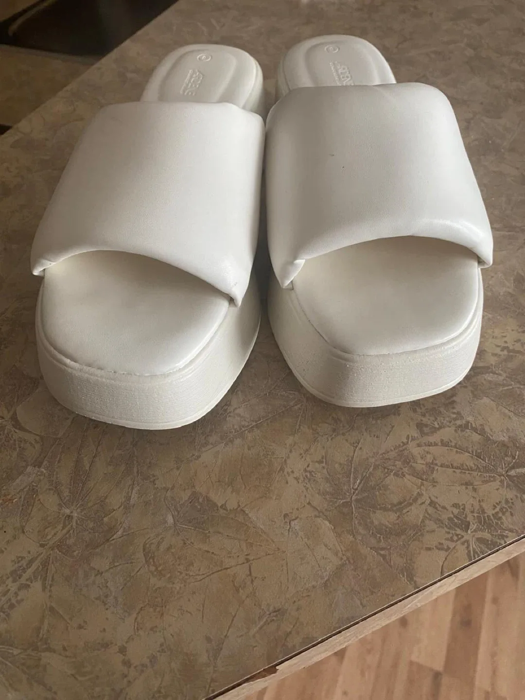 Ardene White Platform Sandals - Size 8 image indicator(2)