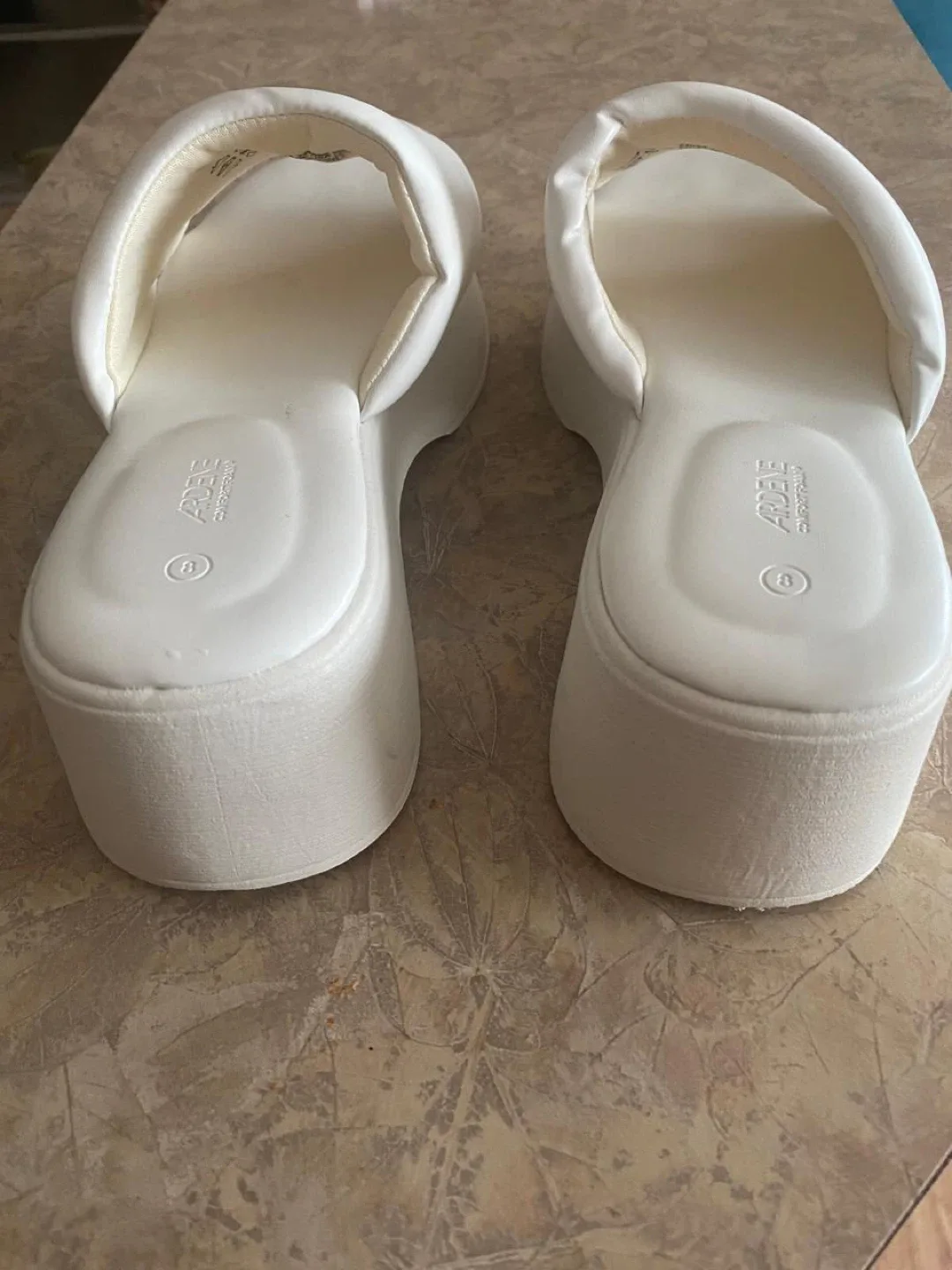Ardene White Platform Sandals - Size 8 image indicator(3)
