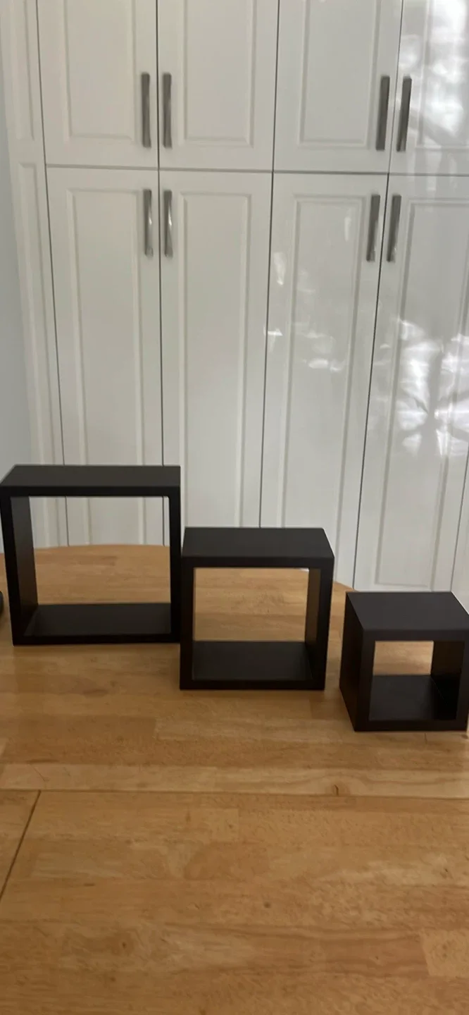 Set of 3 Brown Nesting Wall Shelves image indicator(3)