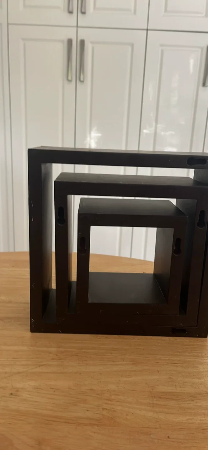 Set of 3 Brown Nesting Wall Shelves image indicator(2)