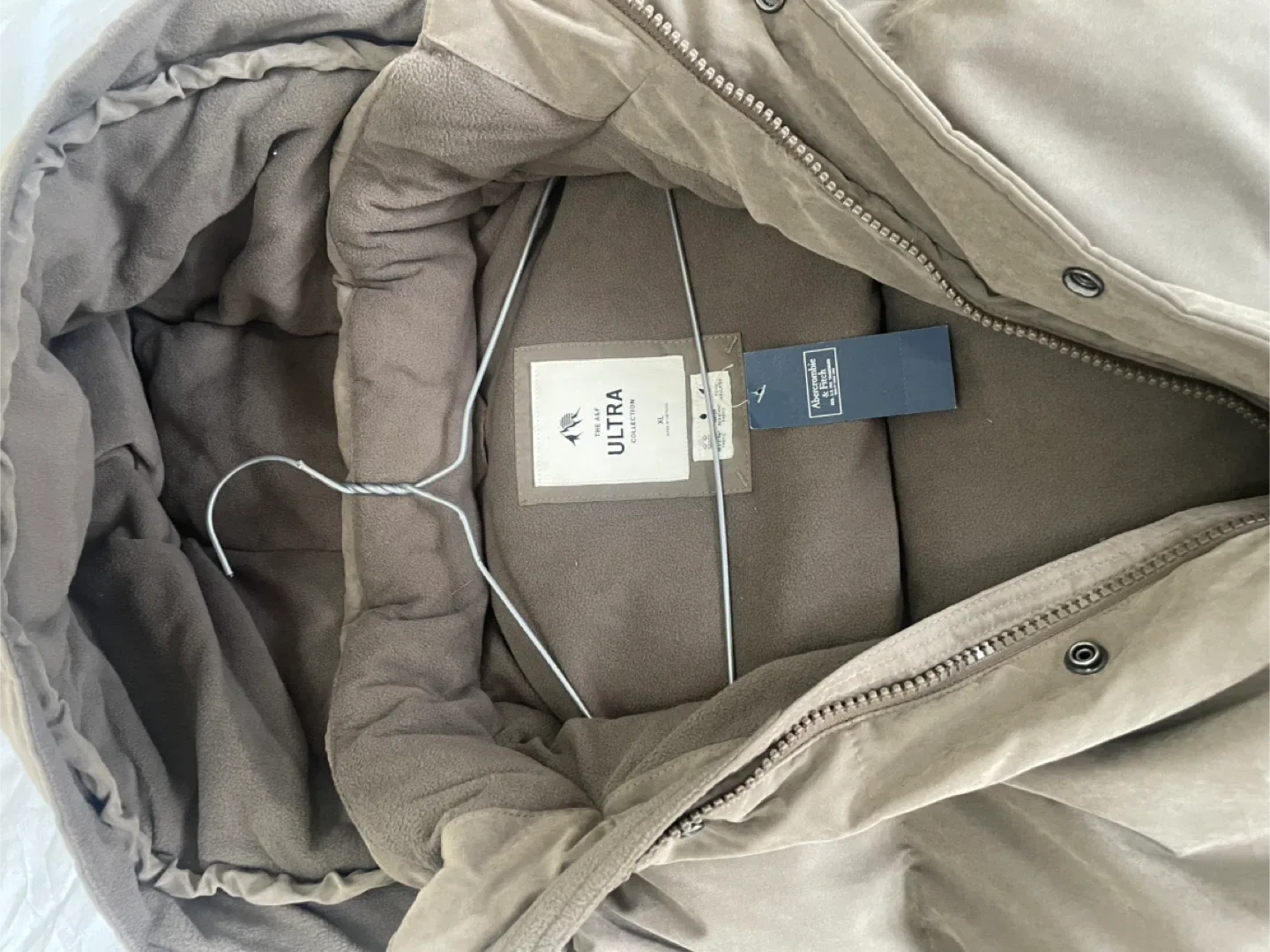 Abercrombie & Fitch Ultra Puffer Jacket XL #cleanout image indicator(6)